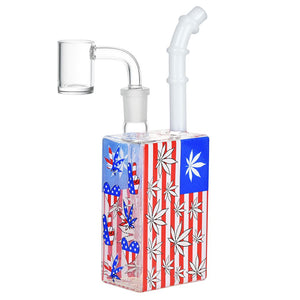 
                  
                    Load image into Gallery viewer, Patriotic Leaf Juice Box Glass Dab Rig - 7.5&amp;quot; / 14mm F
                  
                