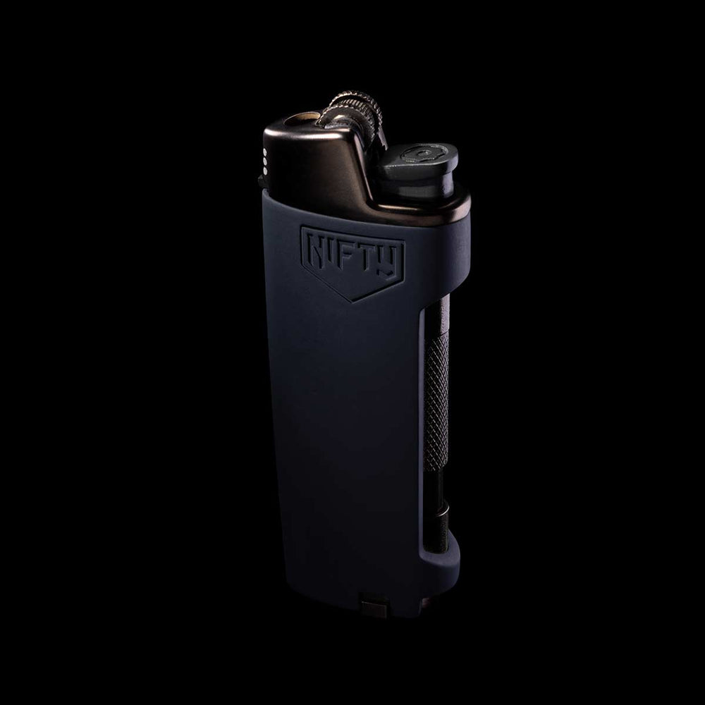 
                  
                    Load image into Gallery viewer, Nifty Hit One Hit and lighter Combo
                  
                
