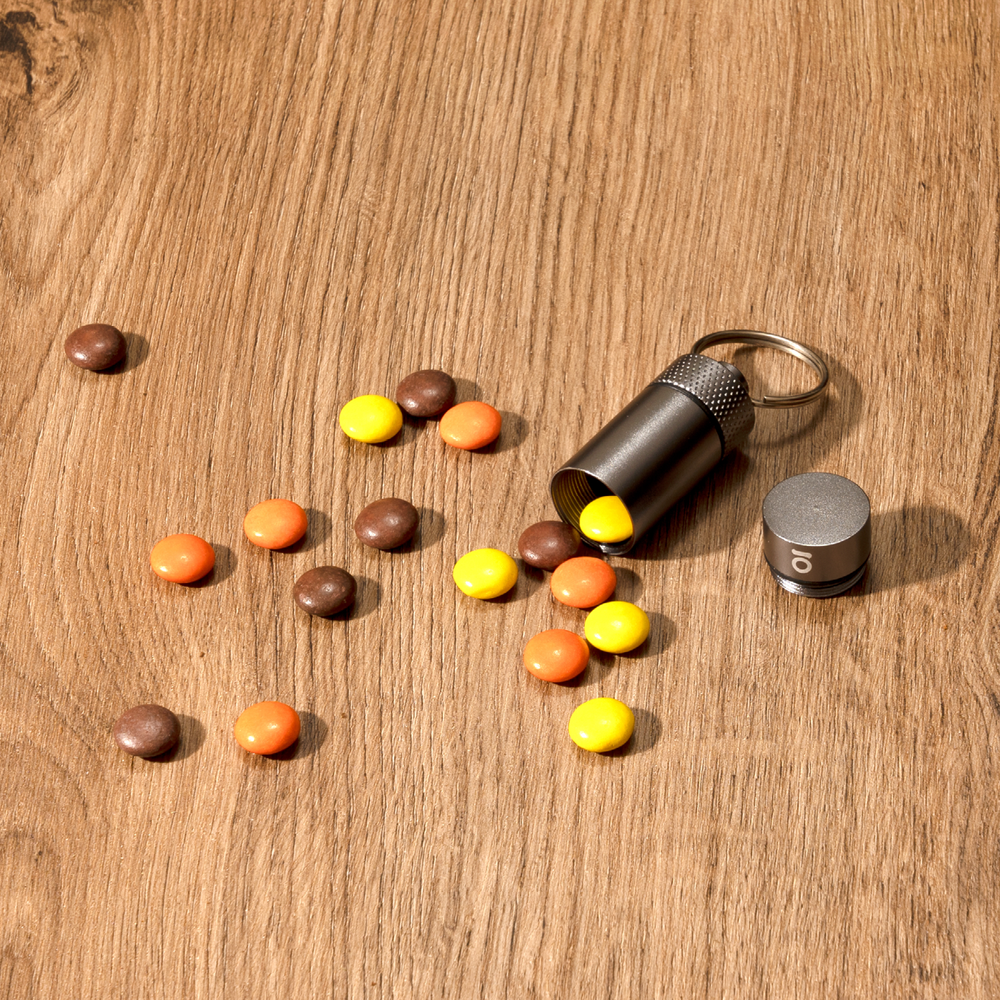 
                  
                    Load image into Gallery viewer, Ongrok Small Storage Keychain
                  
                