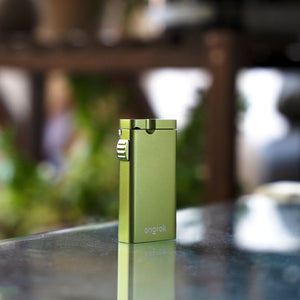 
                  
                    Load image into Gallery viewer, ONGROK Twist Top Aluminum Dugout &amp;amp; One-Hitter | 3.25&amp;quot;
                  
                