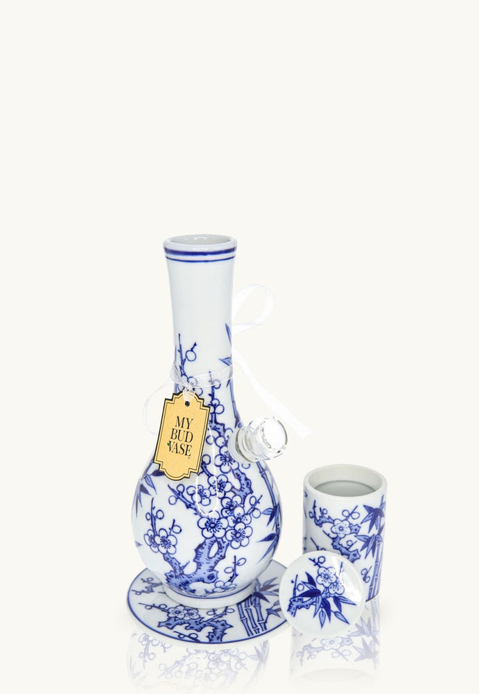 
                  
                    Load image into Gallery viewer, Luck stylish bong
                  
                