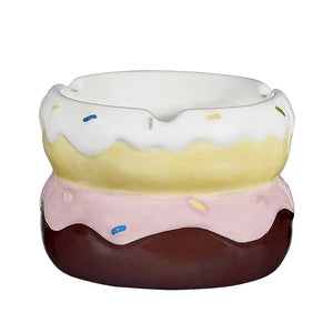 
                  
                    Load image into Gallery viewer, Donut Ceramic Ashtray
                  
                