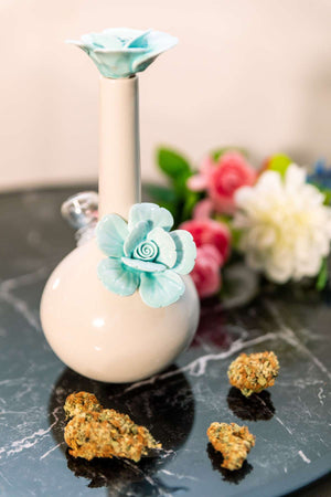 
                  
                    Load image into Gallery viewer, Rosette Ceramic Bong
                  
                