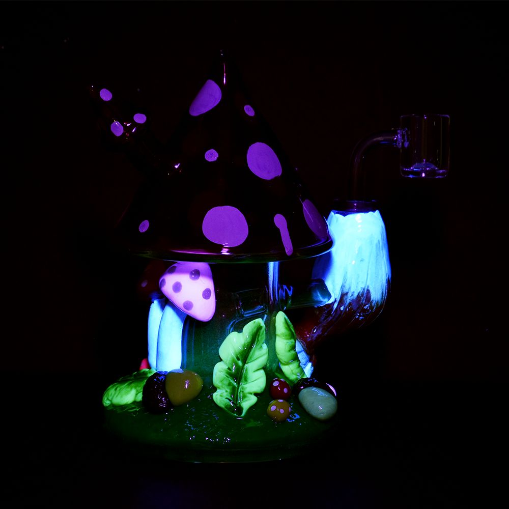 
                  
                    Load image into Gallery viewer, Shroom Forest Fantasy Glass Dab Rig - 6.8&amp;quot; / 14mm F
                  
                
