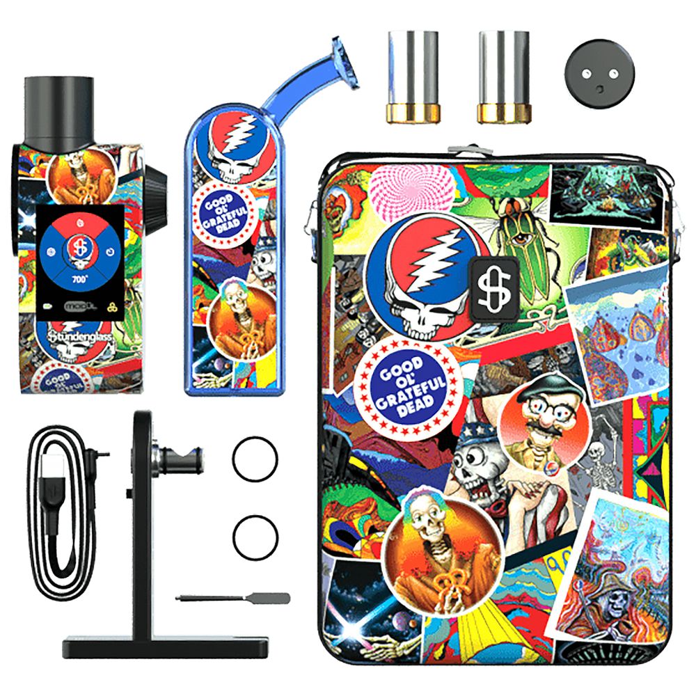 
                  
                    Load image into Gallery viewer, Grateful Dead Modul Dok Deluxe Travel Kit
                  
                