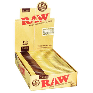 
                  
                    Load image into Gallery viewer, Raw Classic Rolling Papers
                  
                