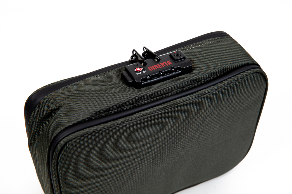 
                  
                    Load image into Gallery viewer, Dime Bags Goodfella Smell Proof bag
                  
                