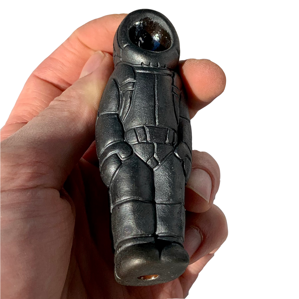 
                  
                    Load image into Gallery viewer, Astronaut Pipe
                  
                
